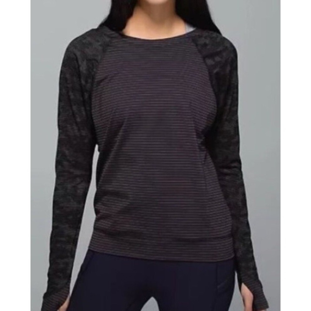 Lululemon Run For Days Long Sleeve Shirt Black Camo Stripe Womens 8 Medium?